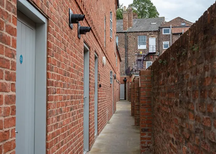 The Falcon Tap 아파트