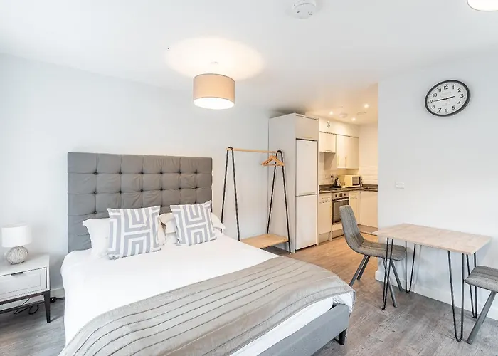 The Falcon Tap * 요크