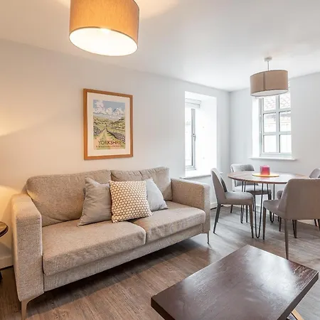 The Falcon Tap Apartment York