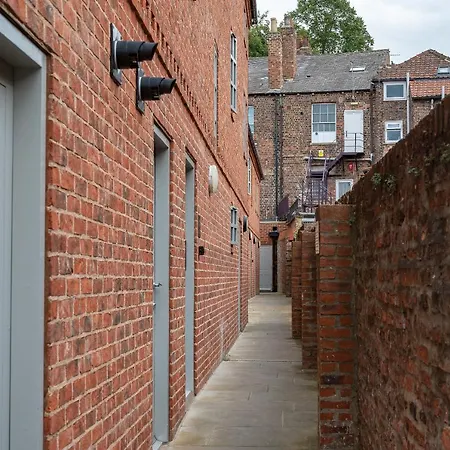 The Falcon Tap Apartment