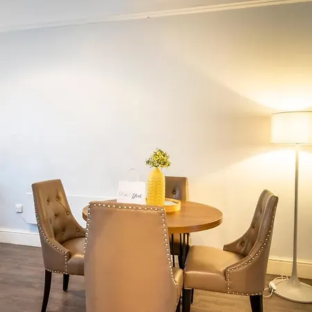 The Falcon Tap Apartment York